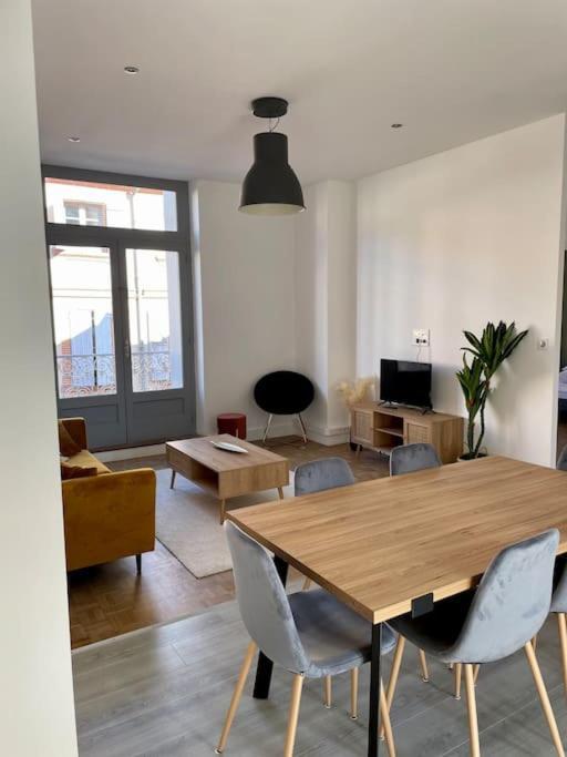 Joli T4 En Centre Historique Apartment Montauban Luaran gambar